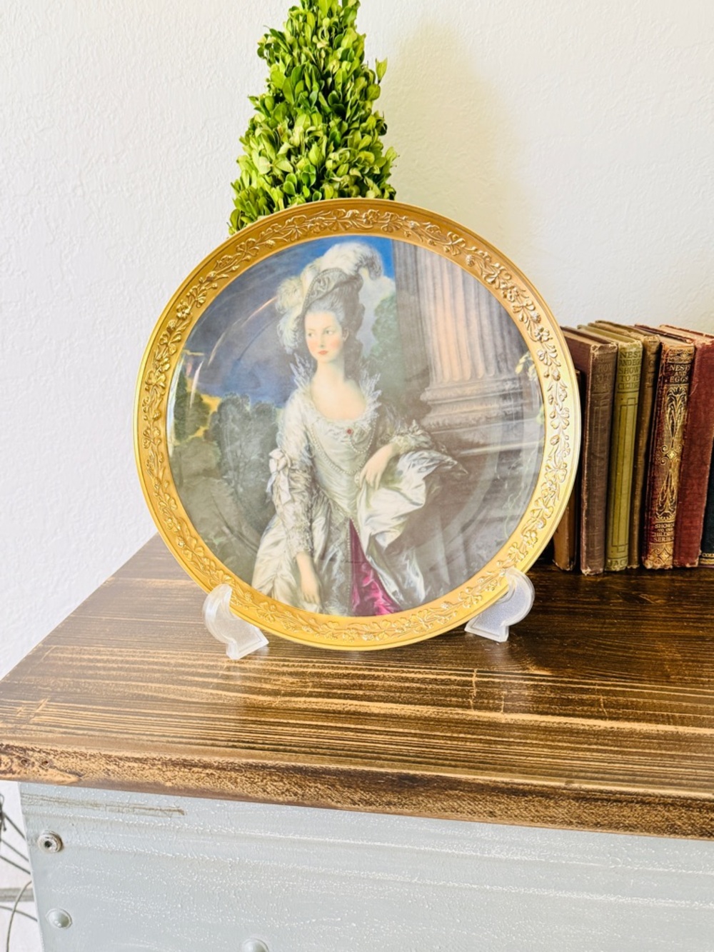 Gorham Gold Framed Portrait Plate with “Honorable Mrs. Graham”1777 - Picture 8 of 11
